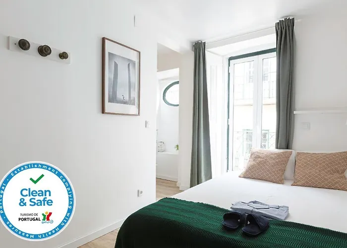 Bairro Alto Bronze Of Art Apartment