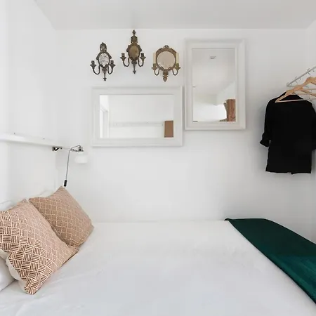 Bairro Alto Bronze Of Art Lisboa