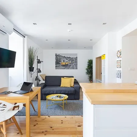 Bairro Alto Bronze Of Art *