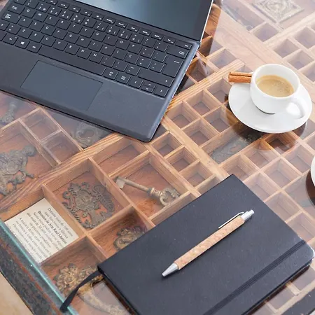 דירה Bairro Alto Bronze Of Art ליסבון