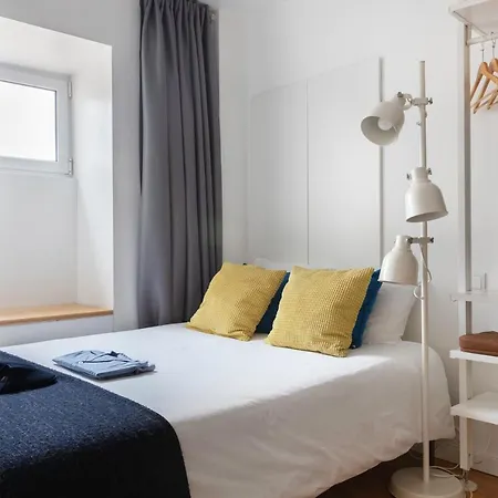 Apartament Bairro Alto Bronze Of Art *