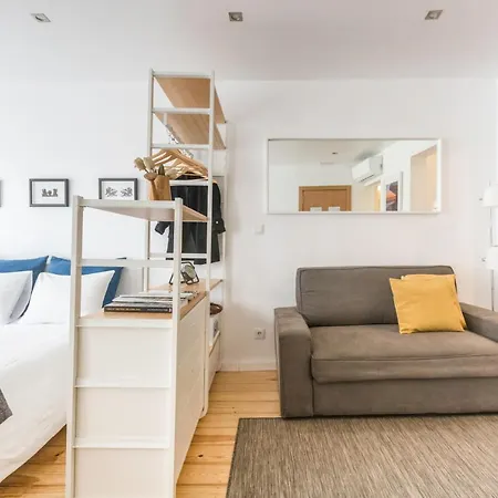 Apartament Bairro Alto Bronze Of Art *