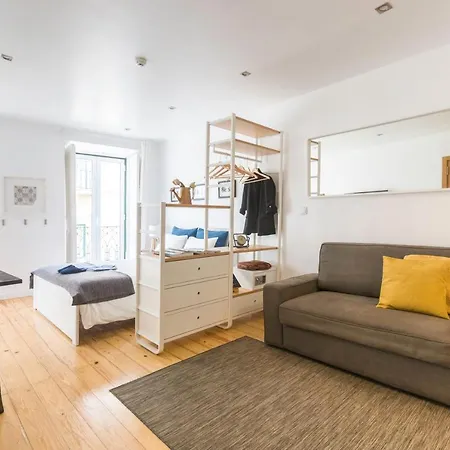 Bairro Alto Bronze Of Art * Lizbona