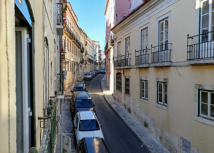 شقة Bairro Alto Bronze Of Art *