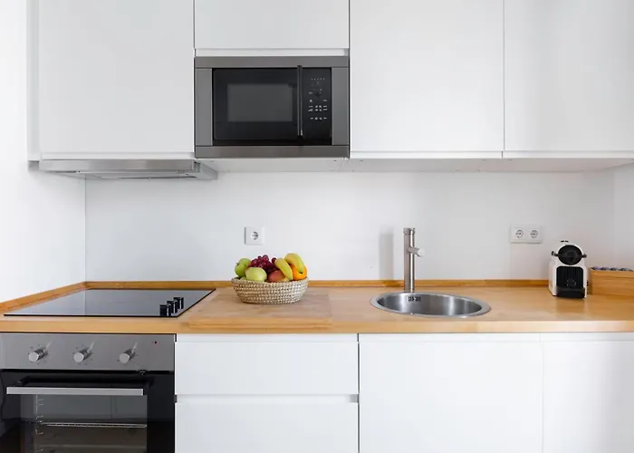 Bairro Alto Bronze Of Art Lisboa