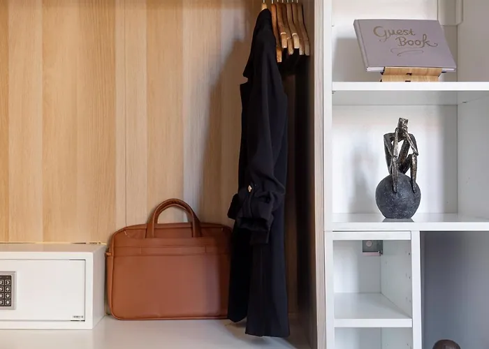 Bairro Alto Bronze Of Art Lisboa