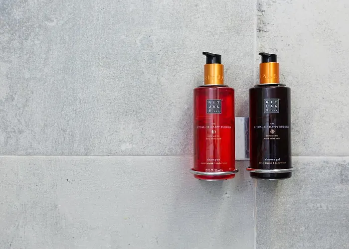 Bairro Alto Bronze Of Art * Lisboa