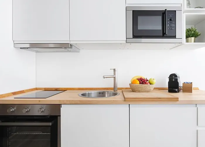 Bairro Alto Bronze Of Art Lisboa