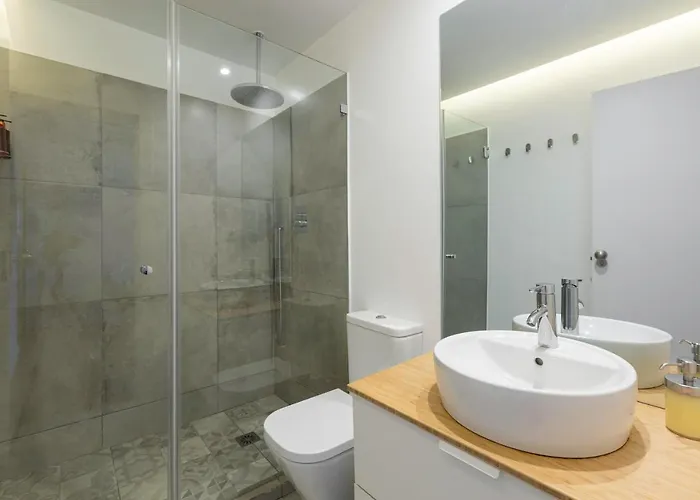 Bairro Alto Bronze Of Art شقة *